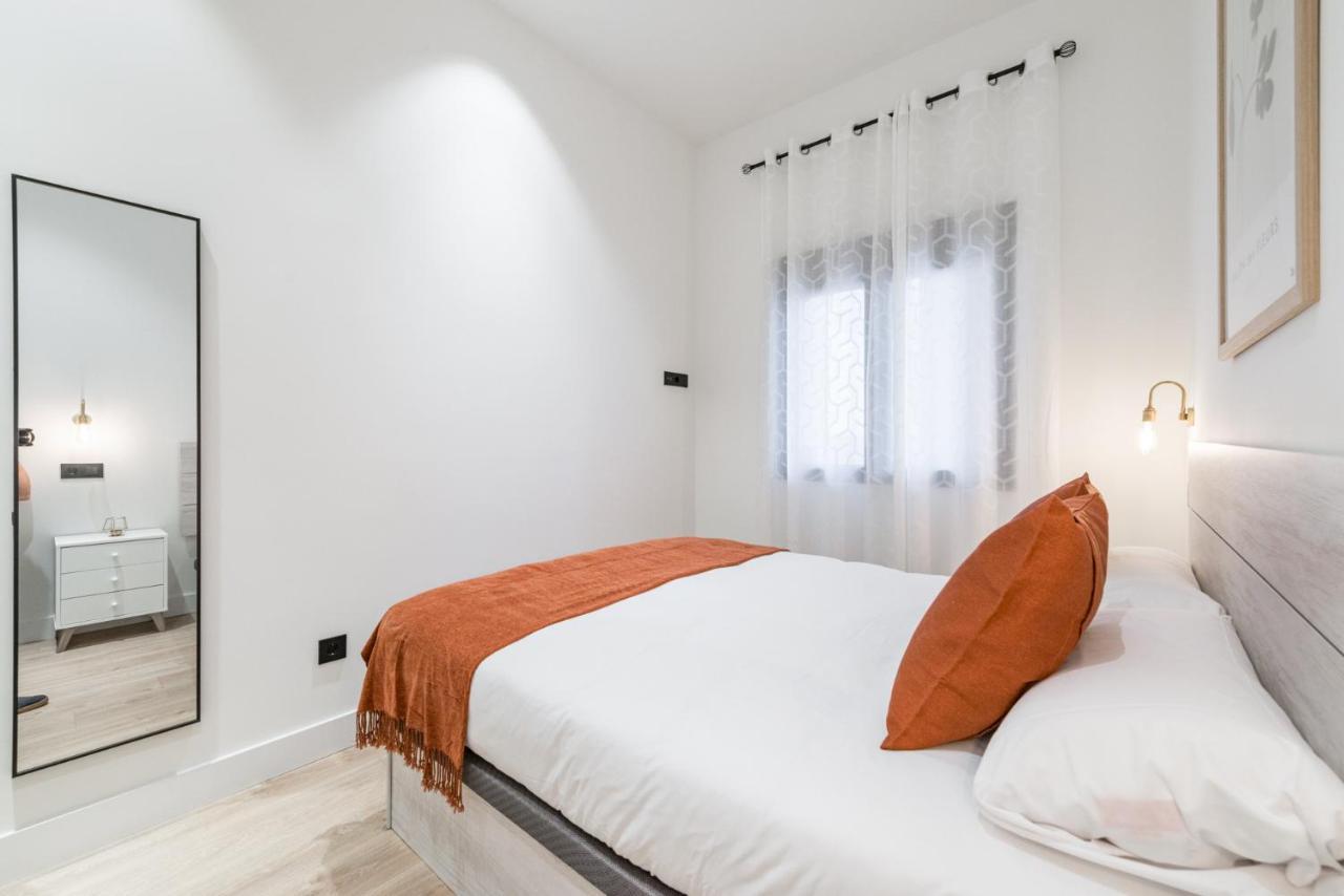 Apartament Jes B Close To Bernabeu Stadium 마드리드 외부 사진