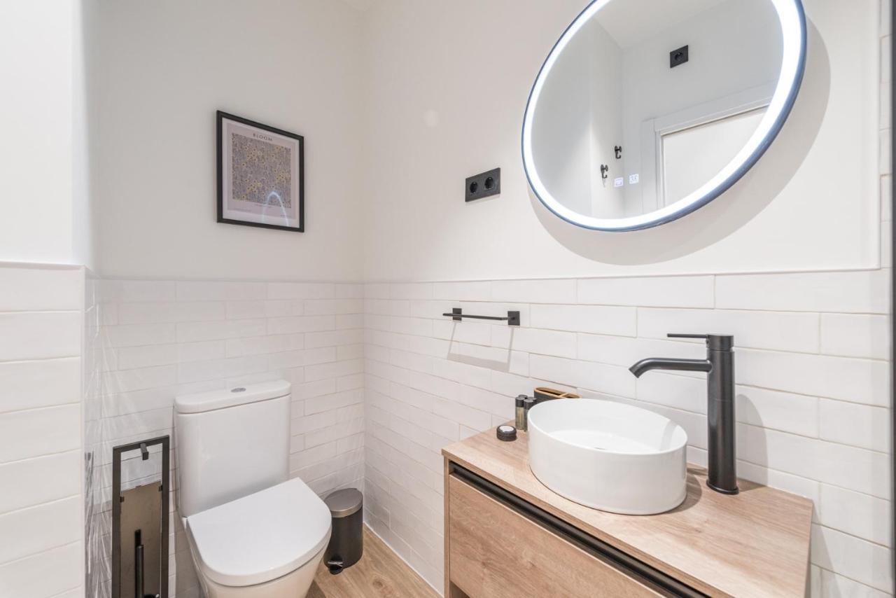 Apartament Jes B Close To Bernabeu Stadium 마드리드 외부 사진